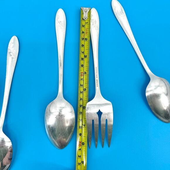 Lot of 4 Silverplate Serving Spoon/Fork VTG Oneida Diagonal Floral Queen Bess II - Picture 5 of 5